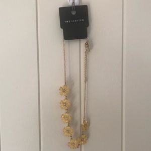 White and gold flower necklace from The Limited. Never worn, still has the tag.